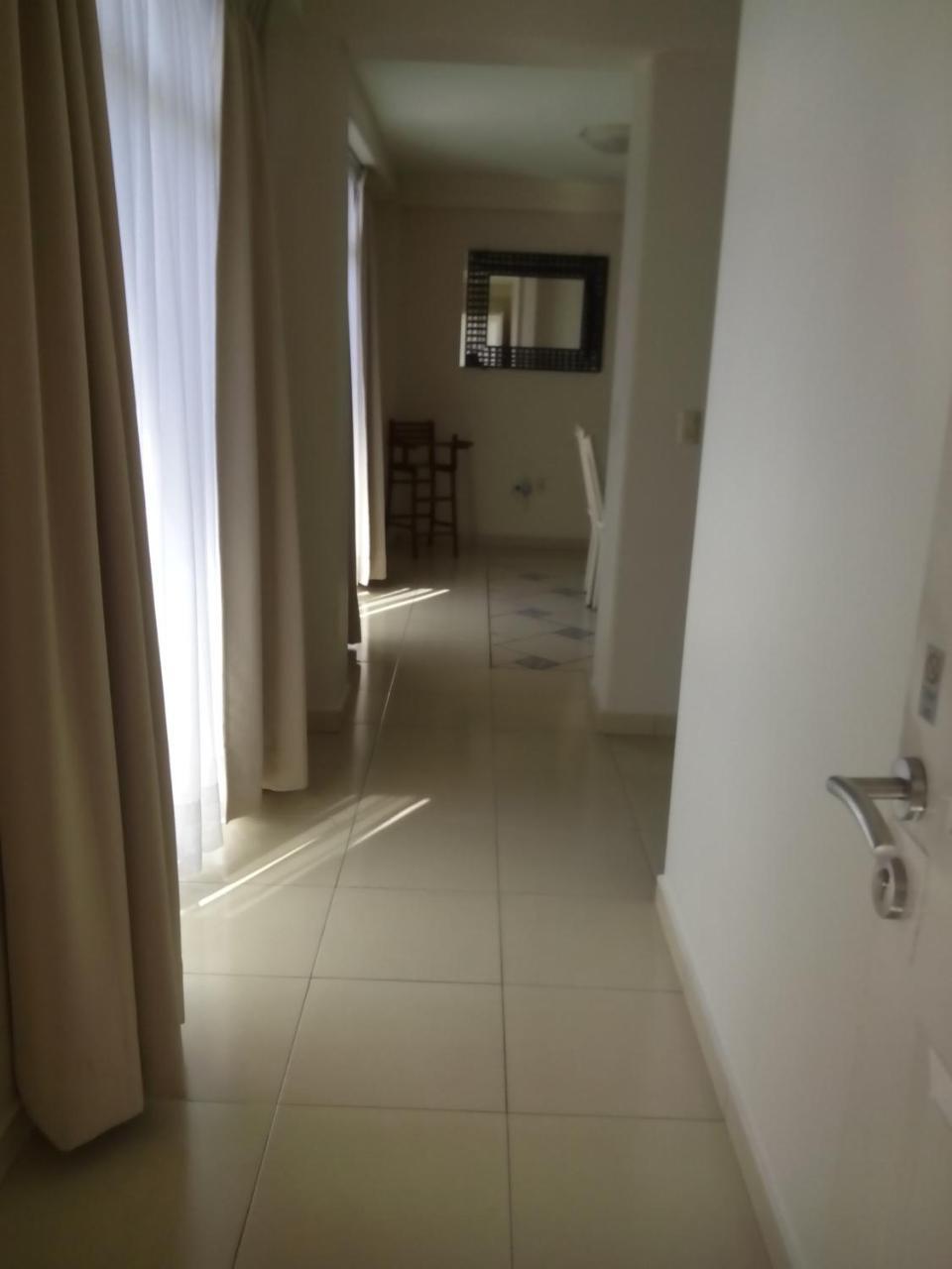 Hotel Y Suites Maria Fernanda Ситакуаро Экстерьер фото